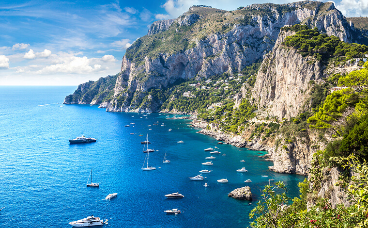 カプリ島【青の洞窟が有名な南イタリアのリゾート地】